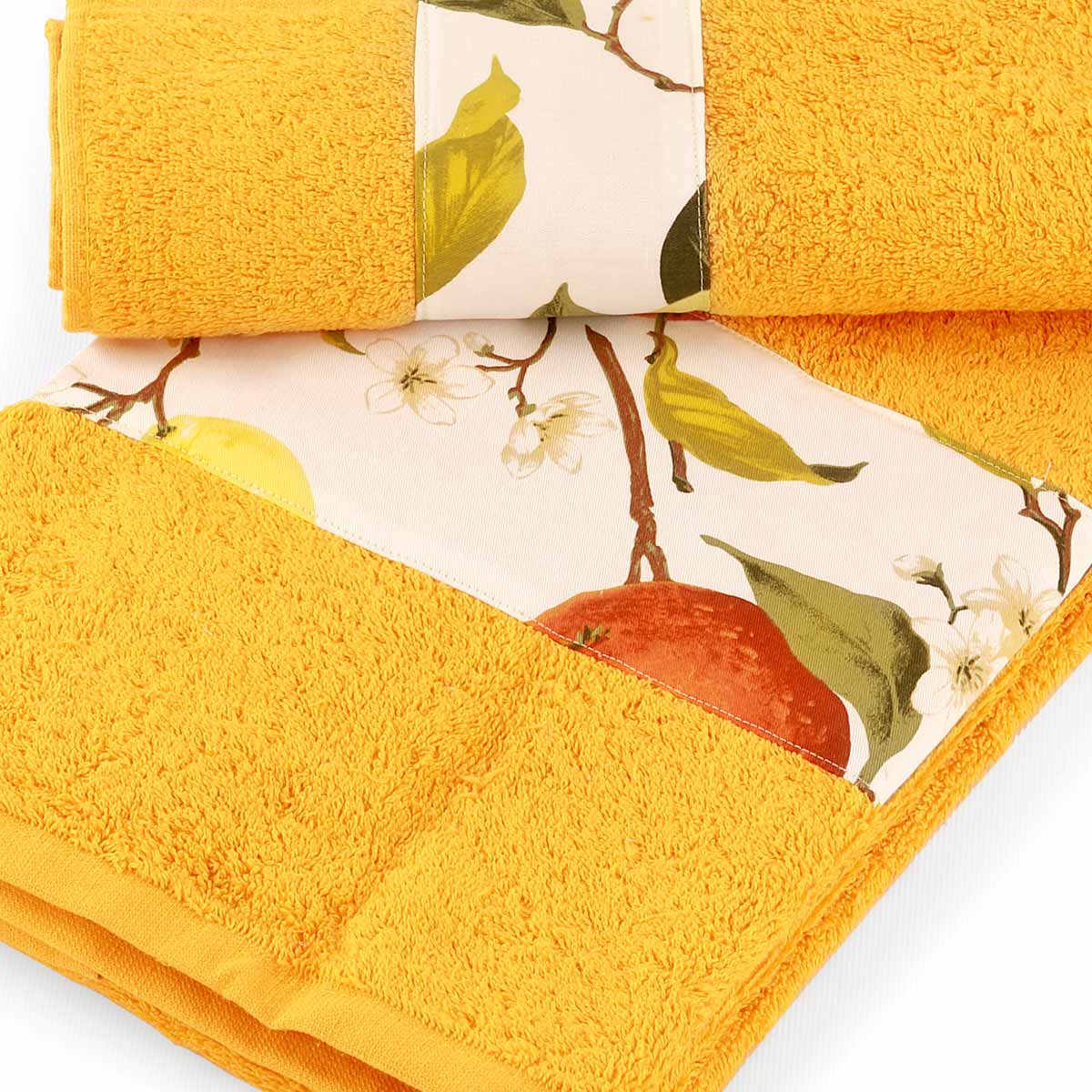 Asciugamani in spugna arancio con balza fantasia agrumi