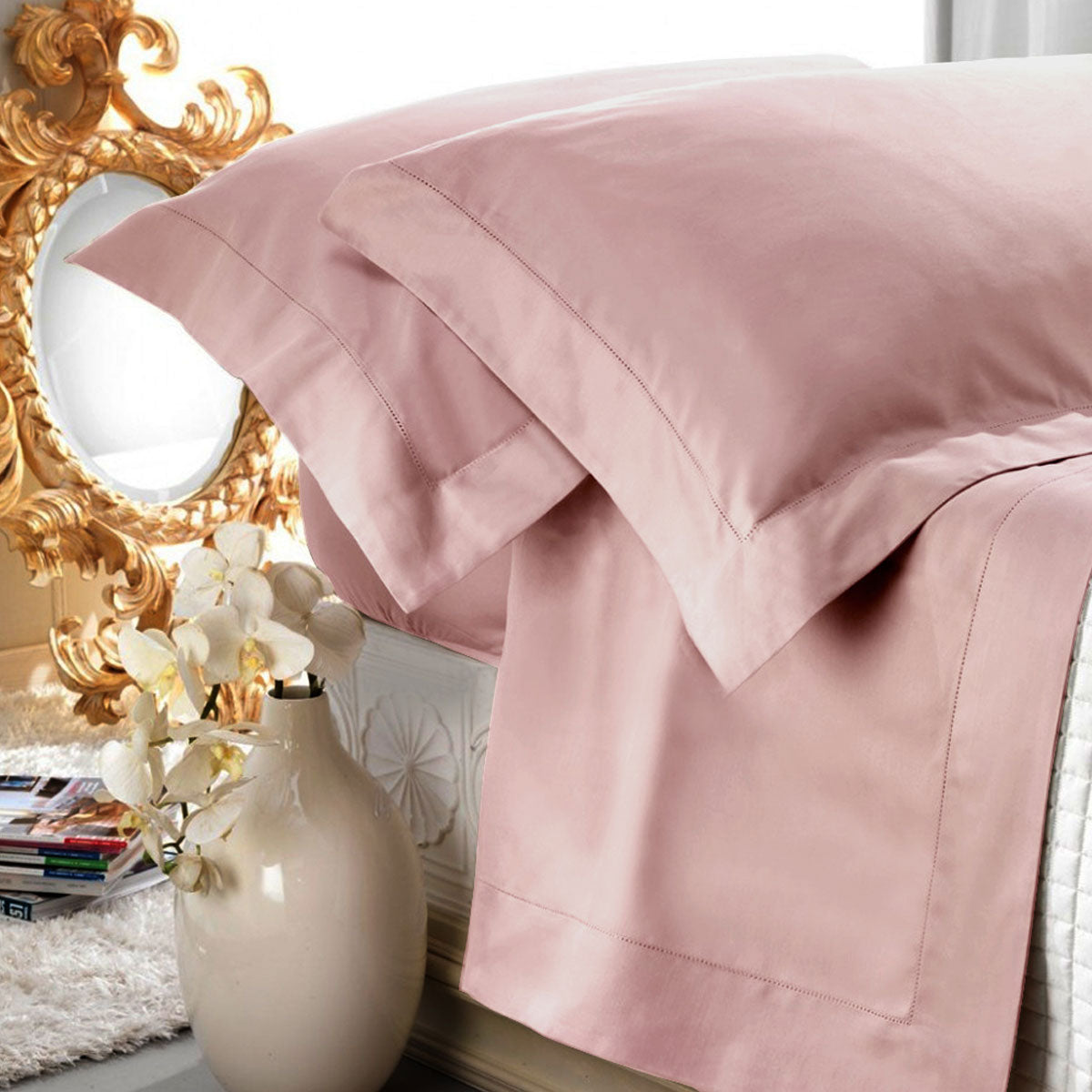 Coppia lenzuola matrimoniale in raso di puro cotone tinta unita colore rosa antico rifinita con orlo a giorno