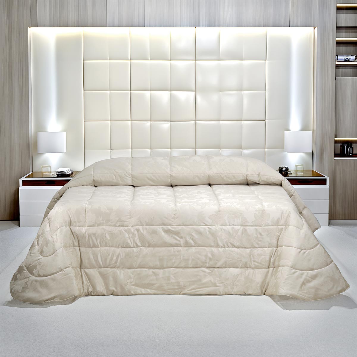 Trapunta matrimoniale invernale damascata beige