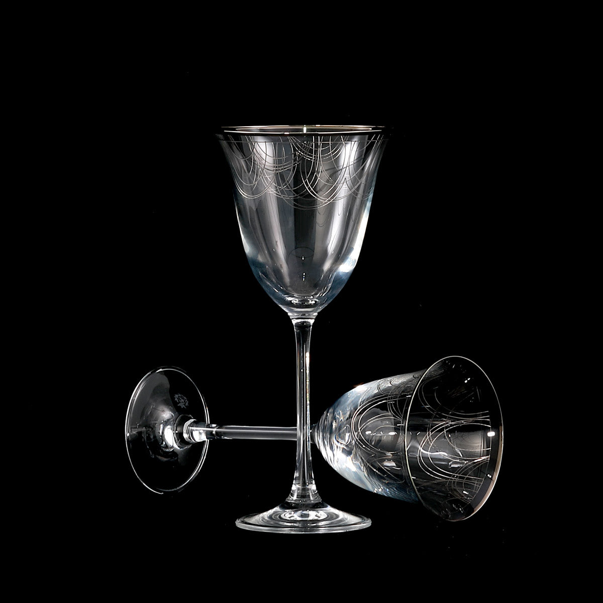 Completo piatti e bicchieri moderni in cristallo filo argento - Londra
