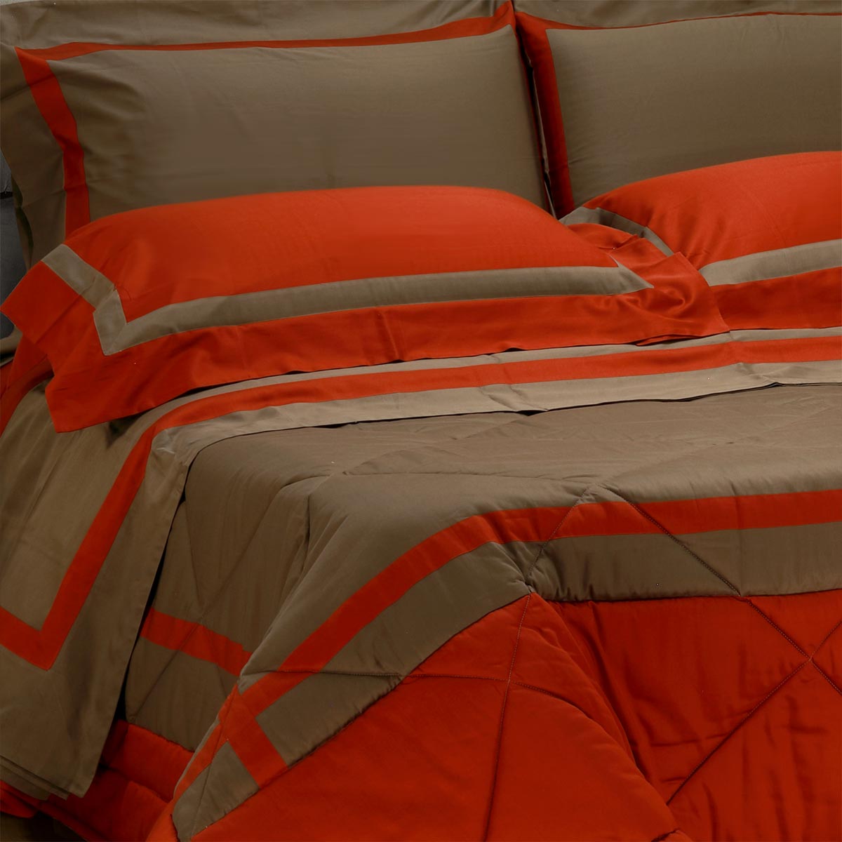 Composè letto invernale 2 piazze moderno in raso di cotone colore tortora e ruggine - EL136