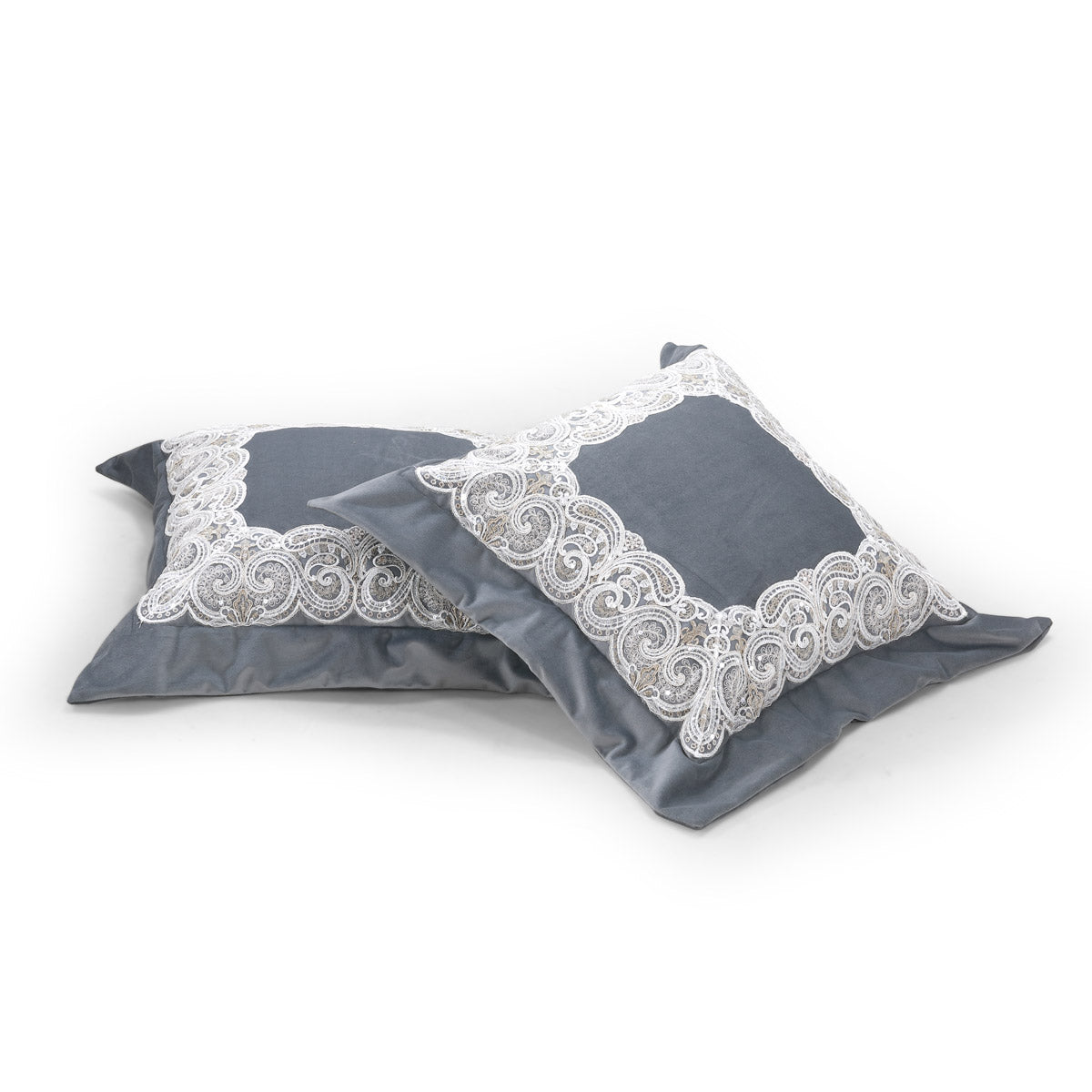 Coppia cuscini in velluto grigio con pizzo ricamato e paillettes - Beatrice 02