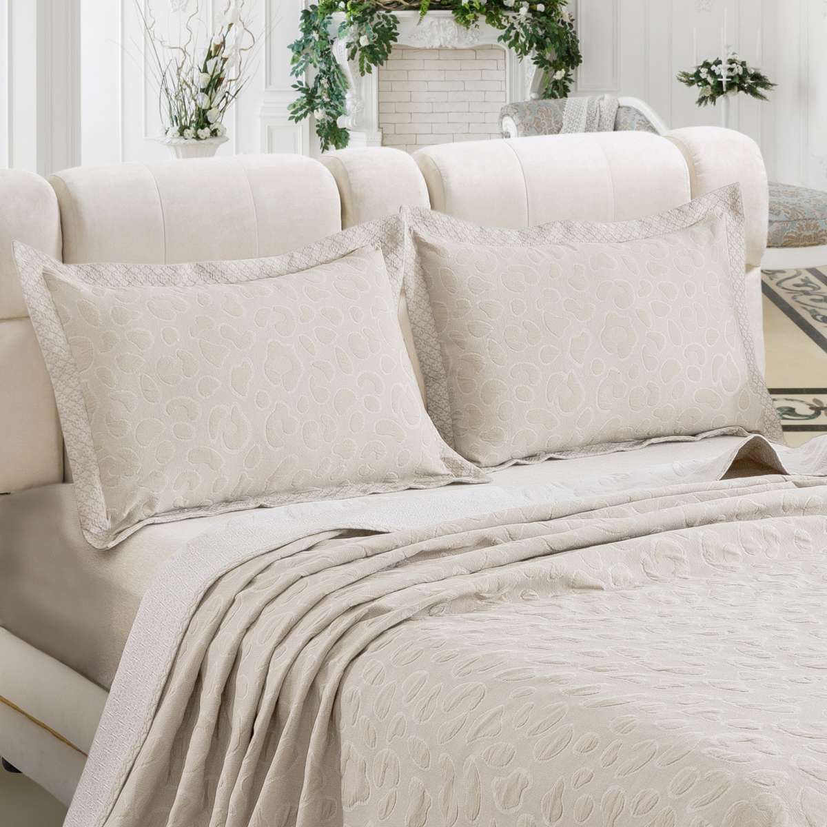 Coppia federe arredo rettangolari colore avorio dal design moderno - Nadia