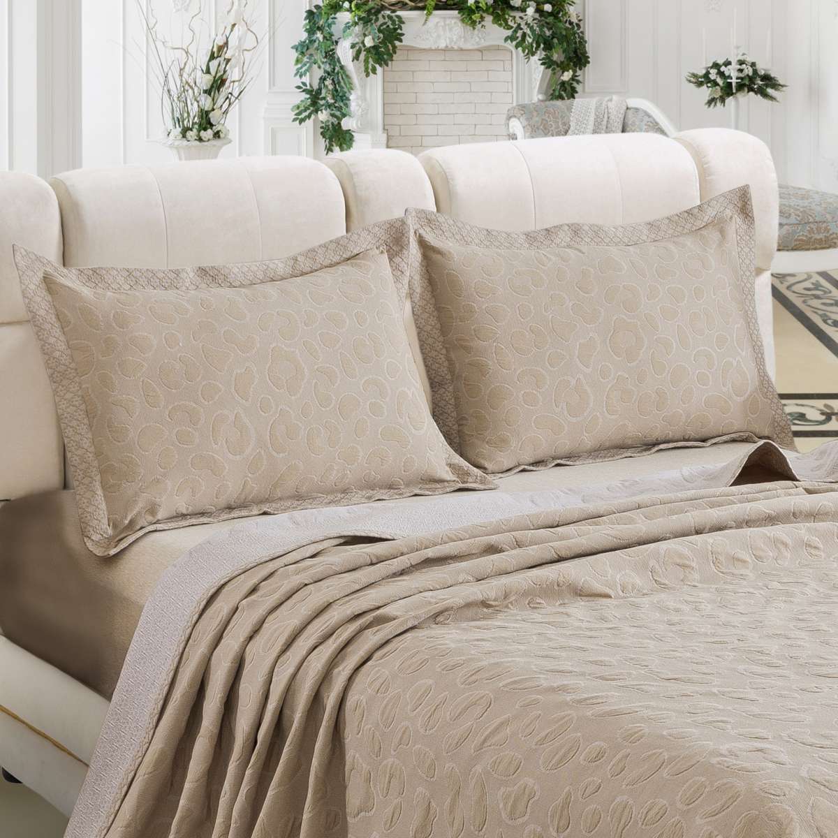 Coppia federe arredo rettangolari colore sabbia dal design moderno - Nadia