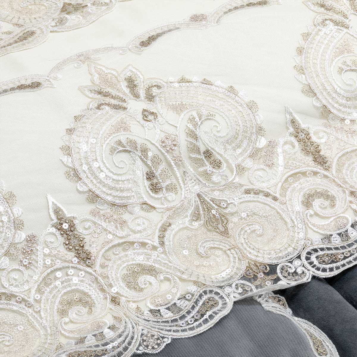 Coppia lenzuola avorio con pizzo e paillettes - Beatrice