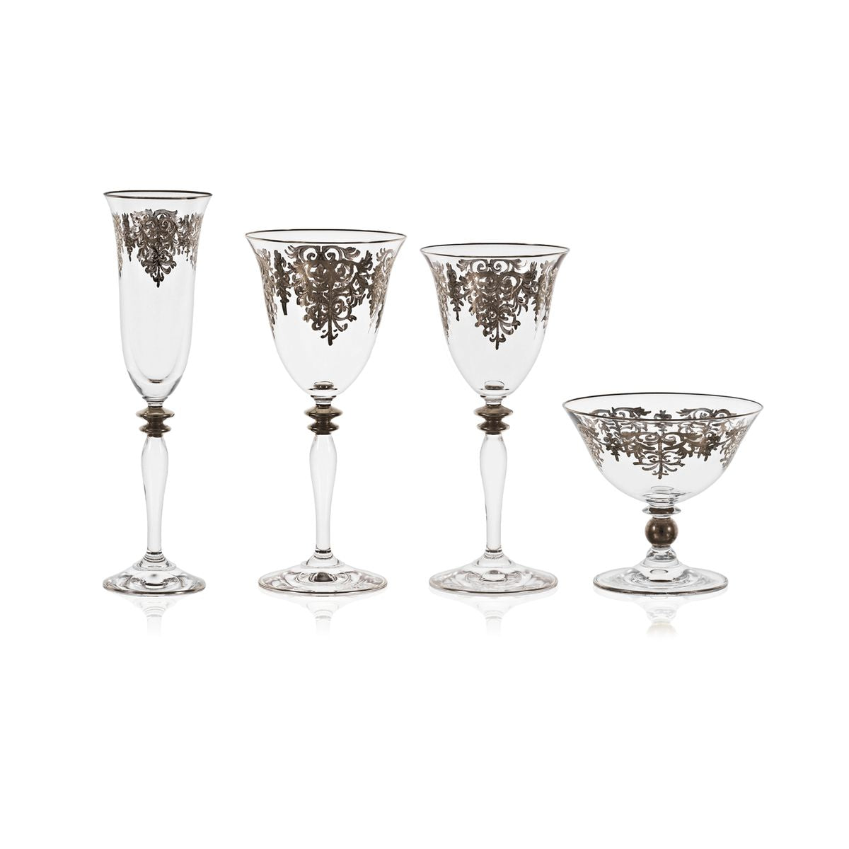 Set completo di calici composto da 50 pezzi con prestigiosa decorazione artigianale filo platino - Parigi