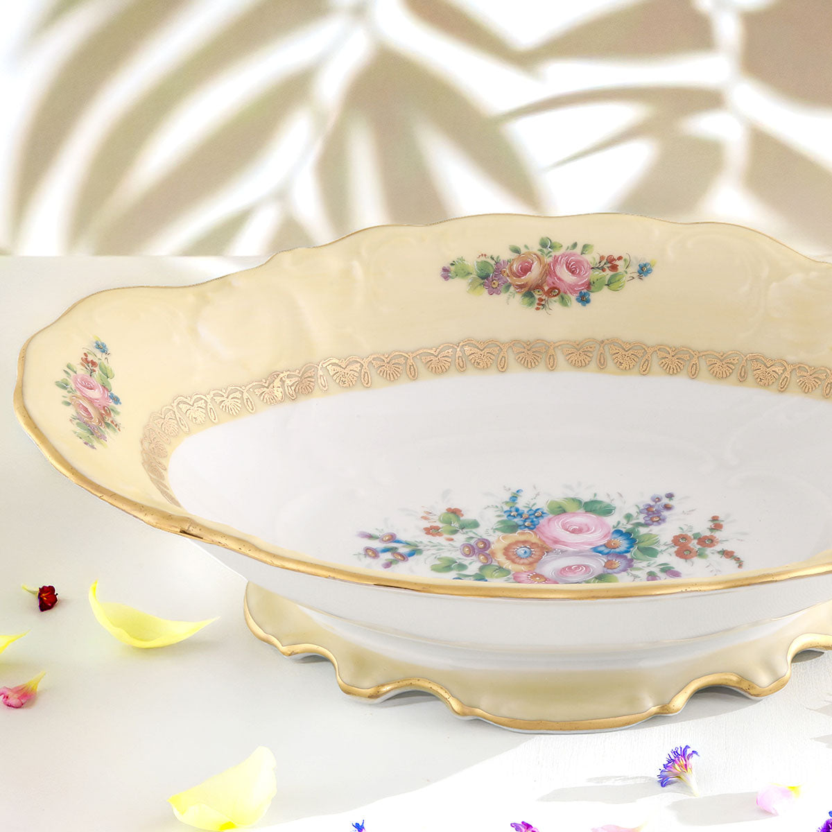 Centrotavola alzata in porcellana con decorazione floreale forma classica oro - Diana