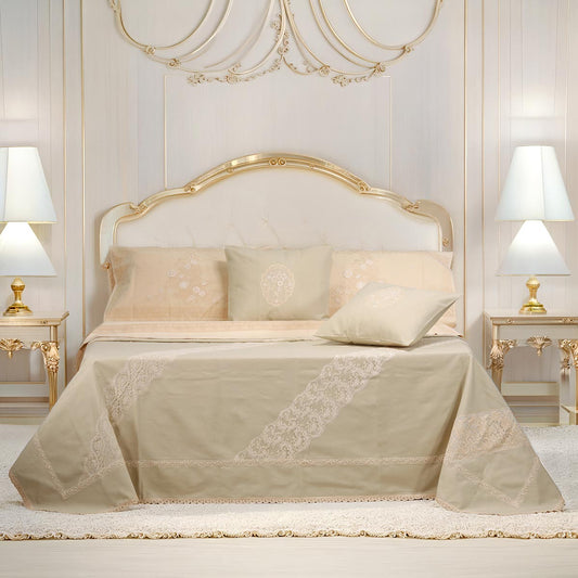 Composè letto sposa di colore beige in tessuto panama elegante con pizzo italiano