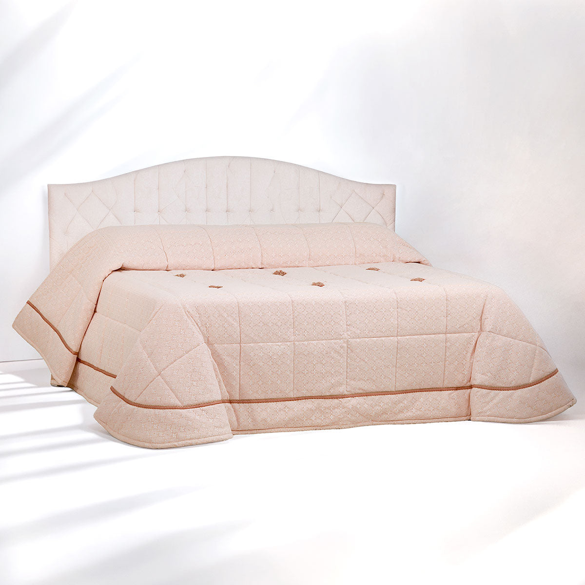 Piumone letto invernale in pizzo bianco e rosa salmone - el144