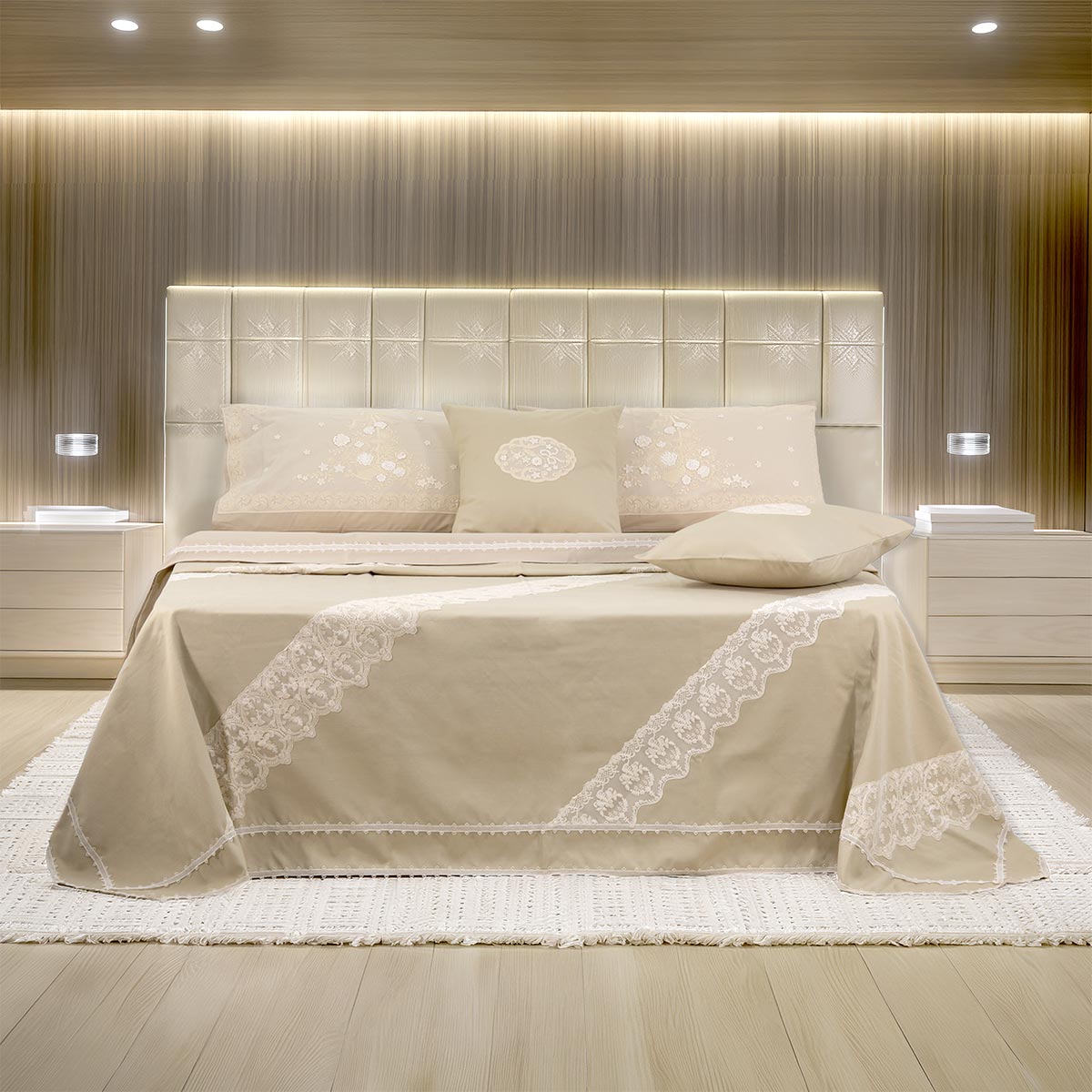 Primo letto di colore sabbia stile moderno con pizzo italiano diagonale - Aura
