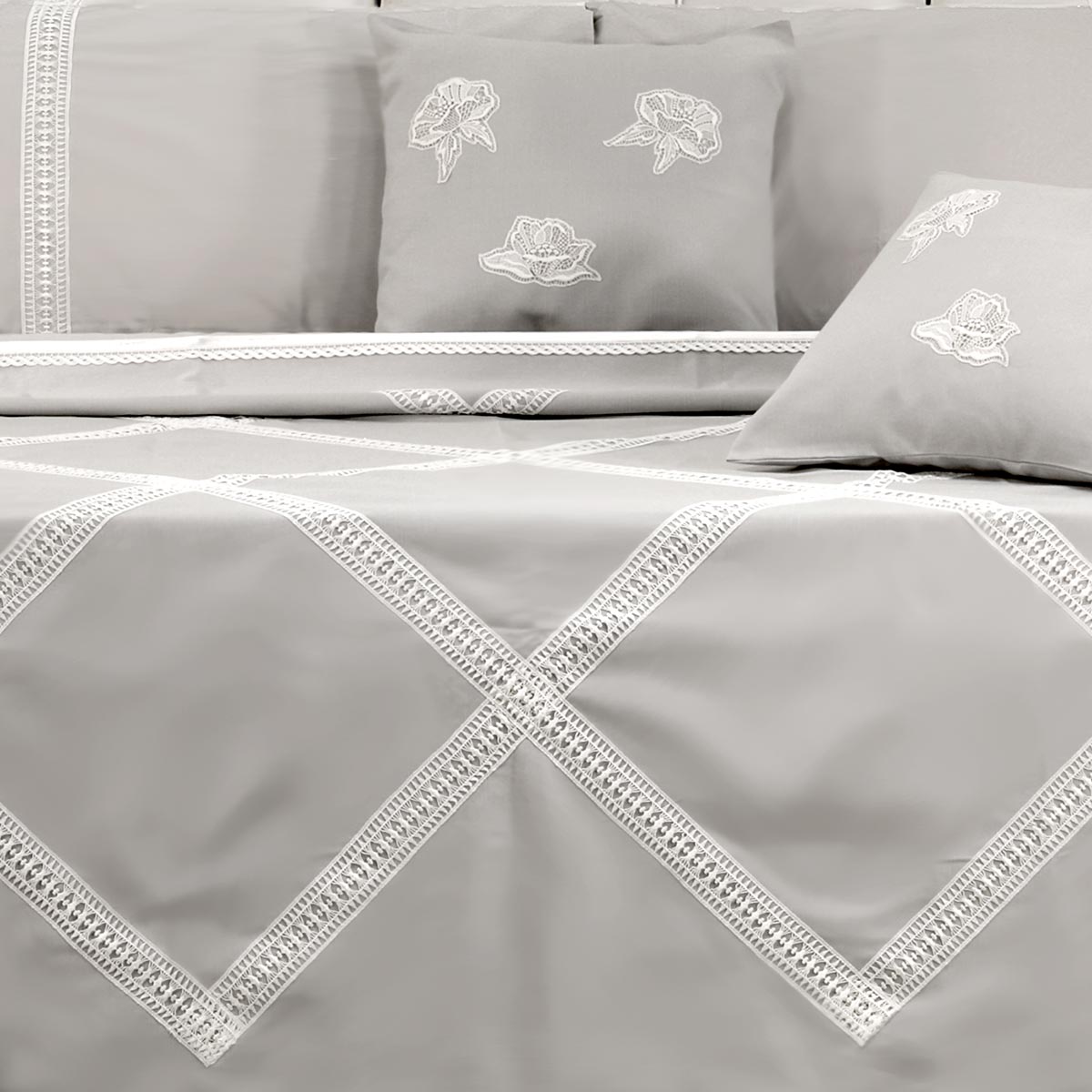 Primo letto stile moderno di colore grigio con cucitura geometrica a rombi - Aura