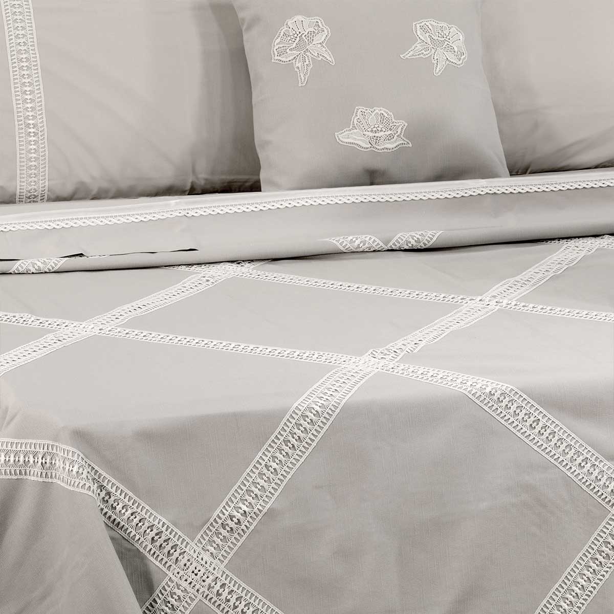 Raffinato primoletto sposa di colore grigio stile moderno con pizzo prezioso a rombi - Aura