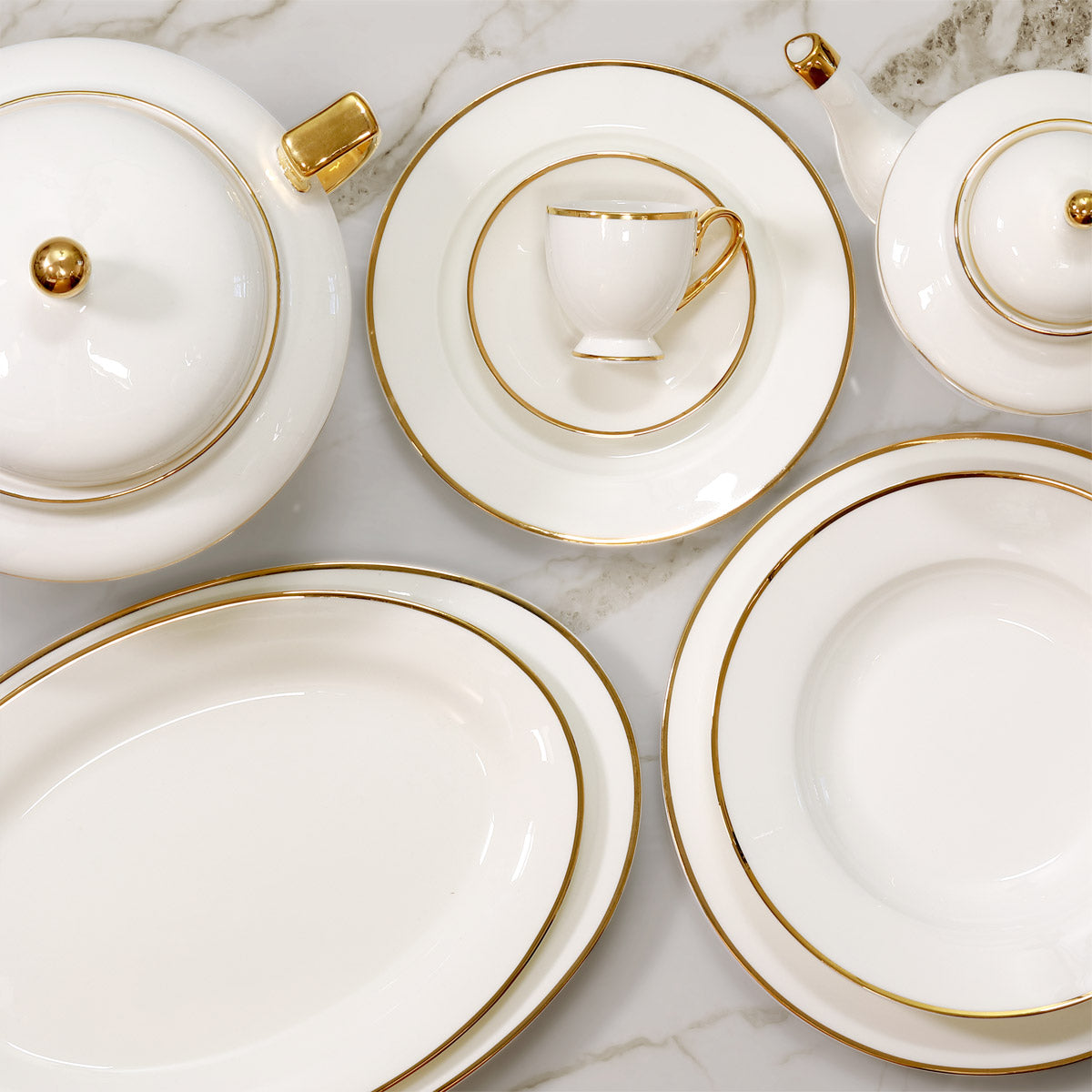 Servizio piatti in fine porcellana con decoro filo oro - Avant