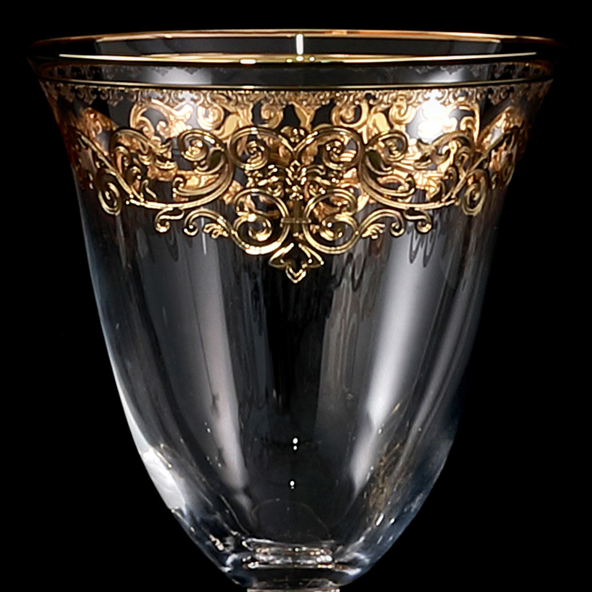 Servizio bicchieri di cristallo per la vetrina della sala da pranzo con decoro classico in oro - Praga